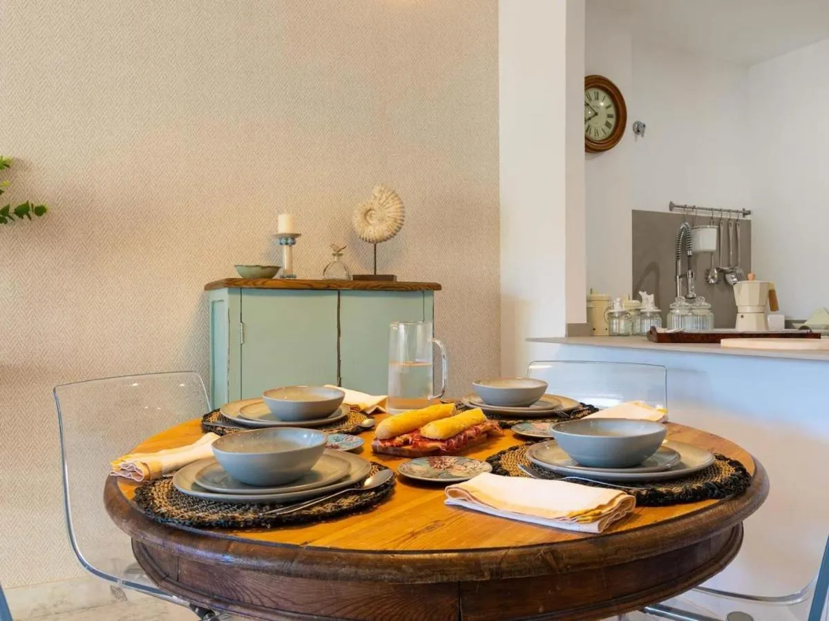 Image 6 of Banus Home