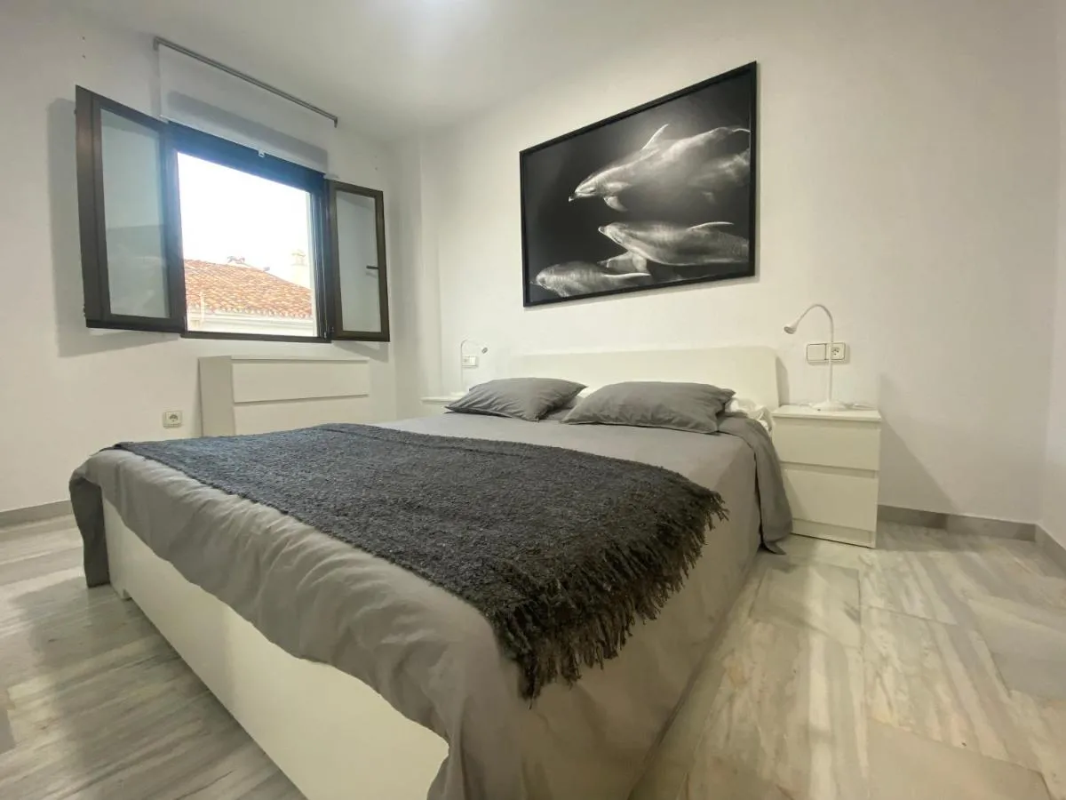 Image 3 of Beach & Puerto Banus Marbella Penthouse