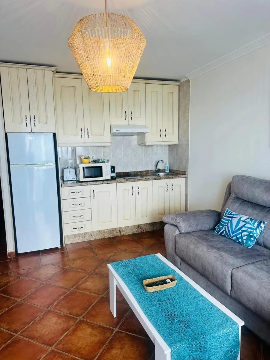 Image 5 of Beachfront Apartment Marbella