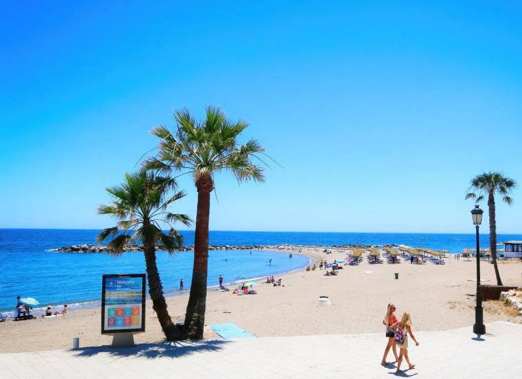 Image of Beachfront Luxury Apartment, Puerto Banús, Marbella