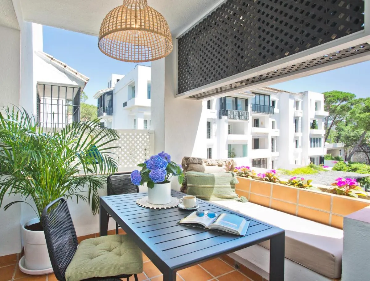 Image 5 of Beachfront Luxury Complex With Tropical Gardens & Pools