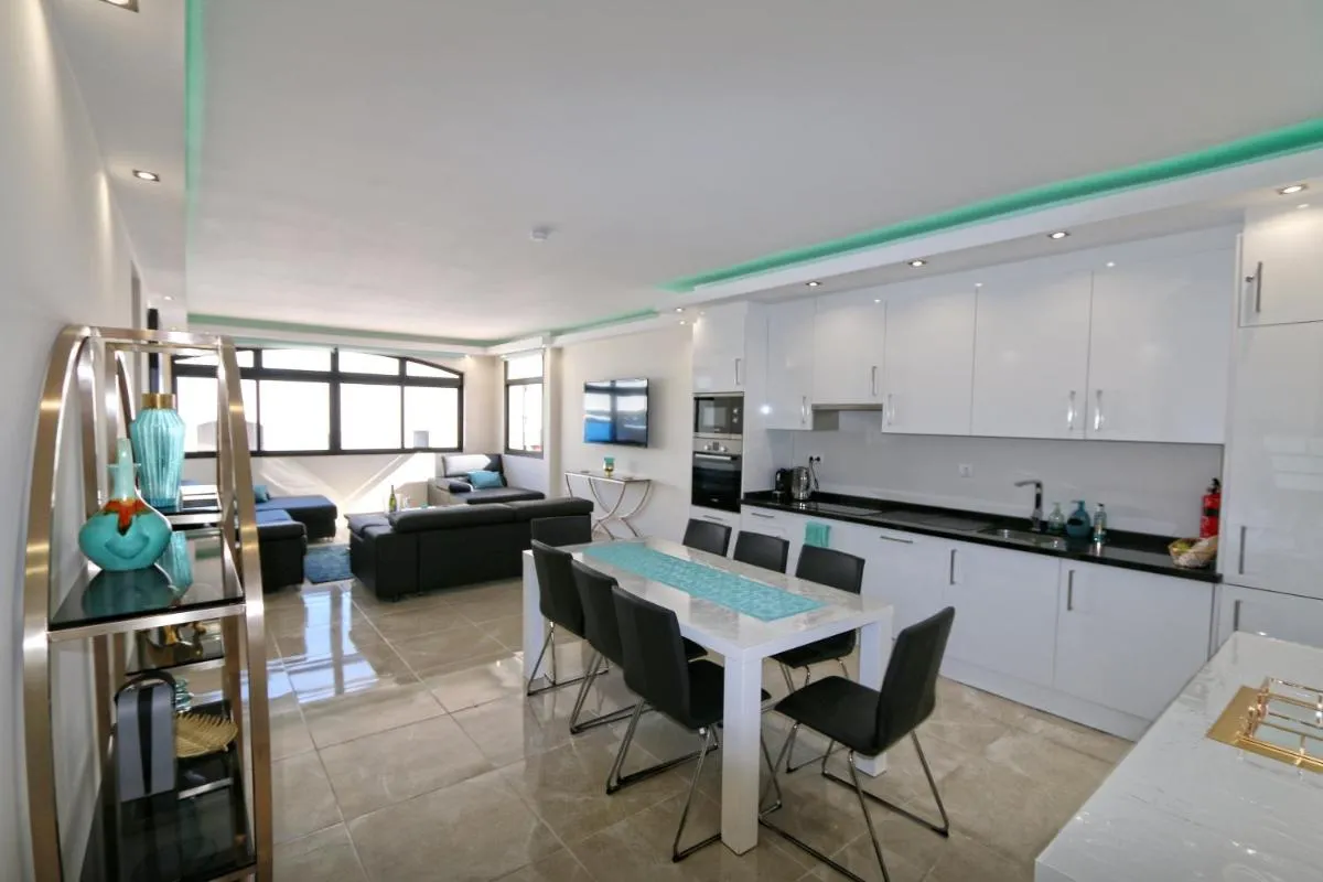 Image 1 of Beachfront Luxury Residence, Playas del Duque, Puerto Banús, Marbella