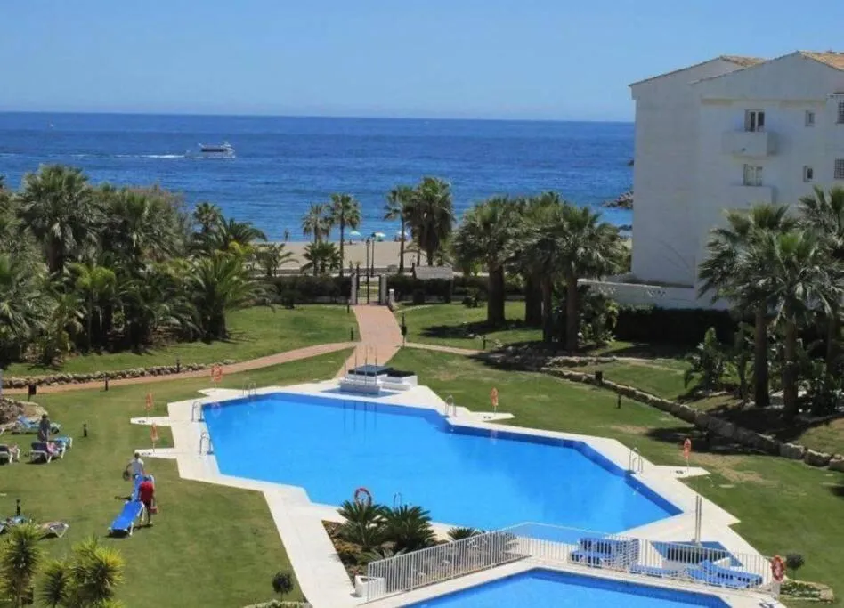 Image 2 of Beachfront Penthouse with sea views Puerto Banus