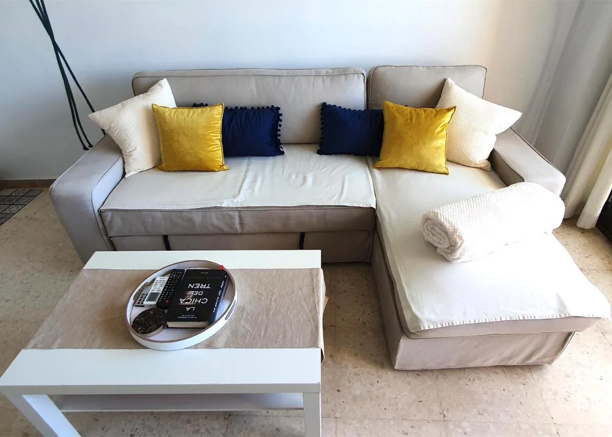 Image 6 of Beachfront Studio Apartment Marbella
