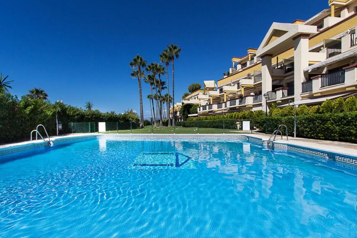 Image 2 of Beach front Studio in Elviria