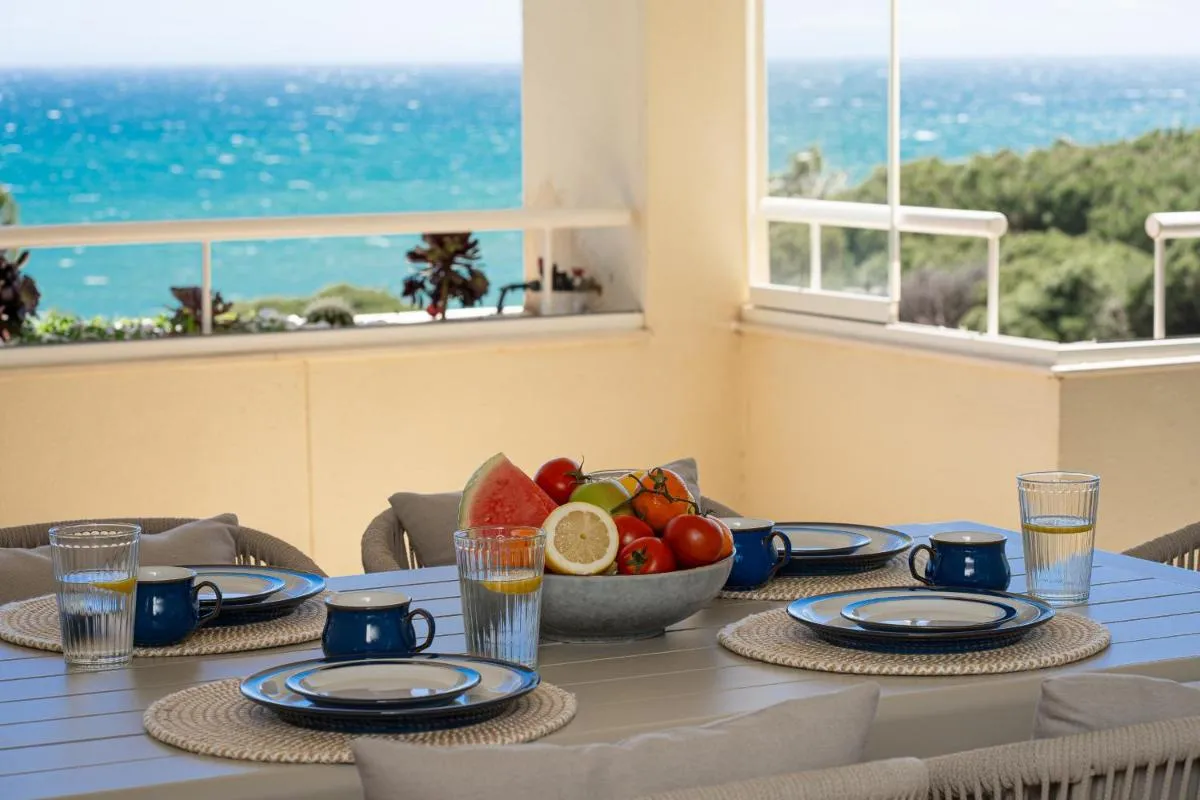 Image 2 of Beach-line apartment