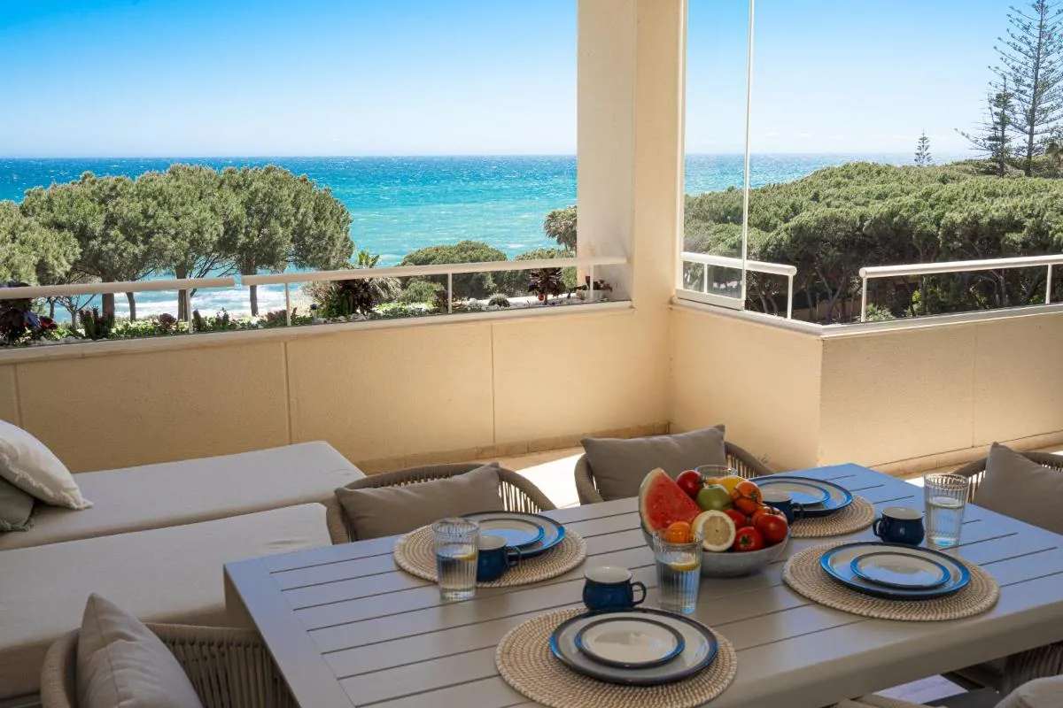 Image 4 of Beach-line apartment