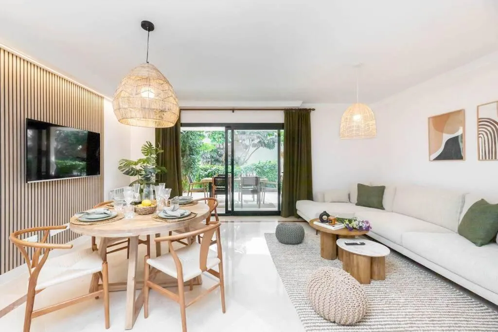 Image of Beautiful newly renovated Apt El Palmeral RDR306