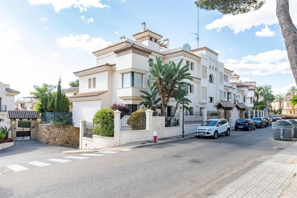 Image 6 of Beautiful newly renovated Apt El Palmeral RDR306