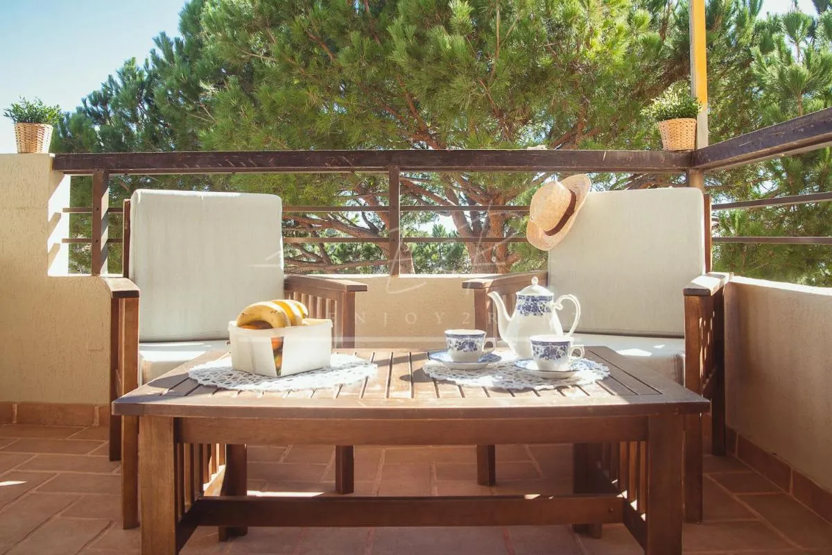 Image 2 of BelMonStays BahíaBlanca Apartamento en Marbella