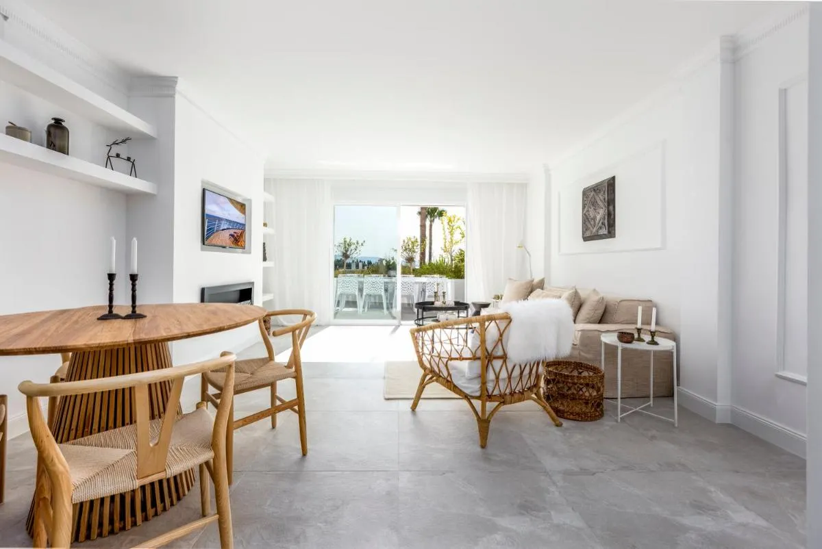 Image 3 of Bella Vista Puerto Banus apartment with sea views