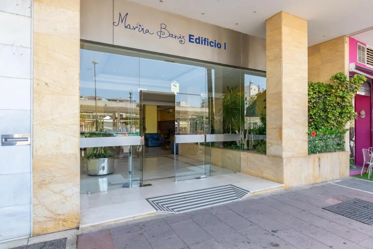 Image 6 of Best location Marina Banus with parking RDR409