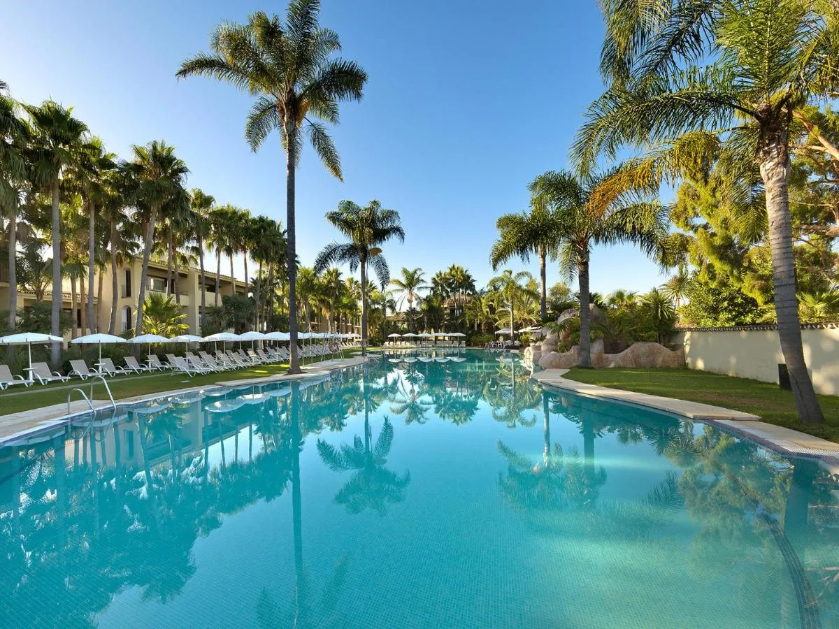 Image 3 of BlueBay Banús