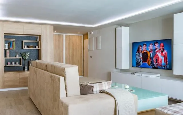 Image 1 of Bonito apartamento en Marbella primera linea playa