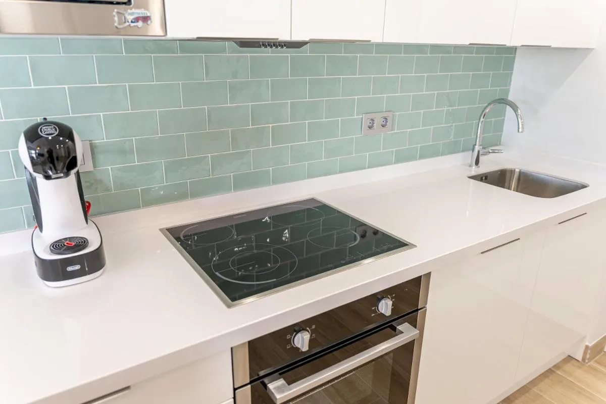 Image 6 of Brandnew apartment by the beach