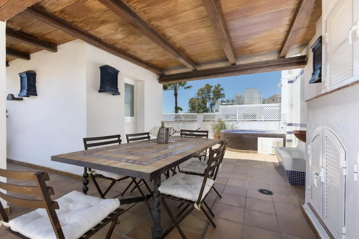 Image 1 of Casa Del Mar