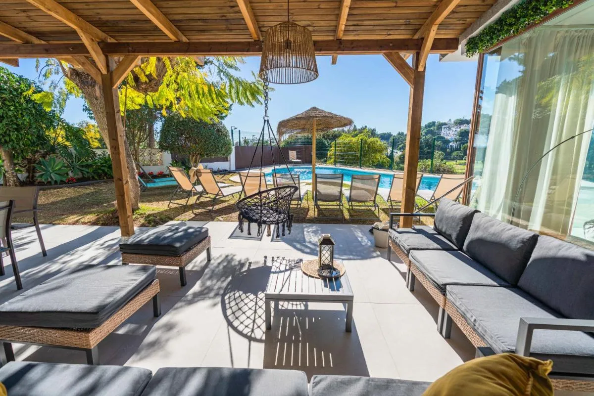 Image 1 of Casa Rio Real Marbella