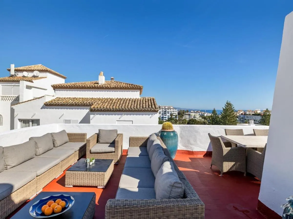 Image 3 of Casa cádiz 607 playas del duque