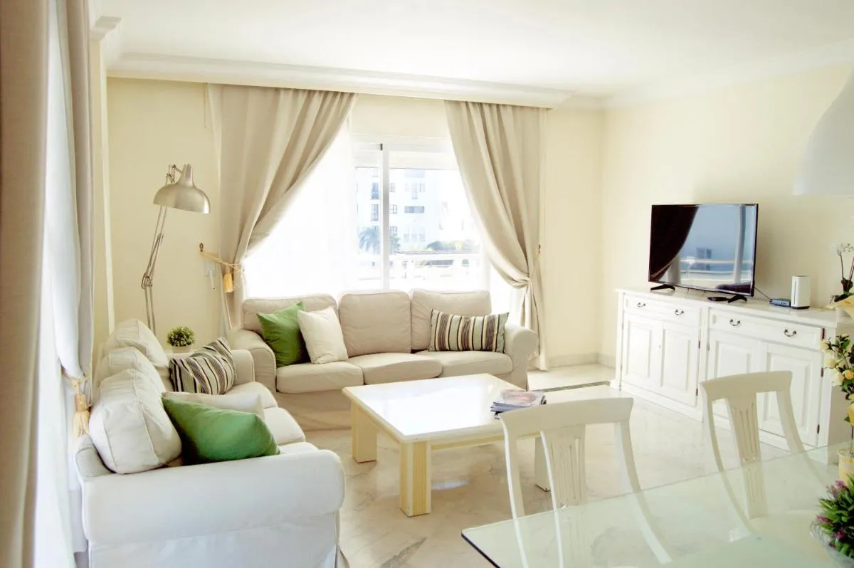 Image 4 of Center Puerto Banus -3 bedrooms