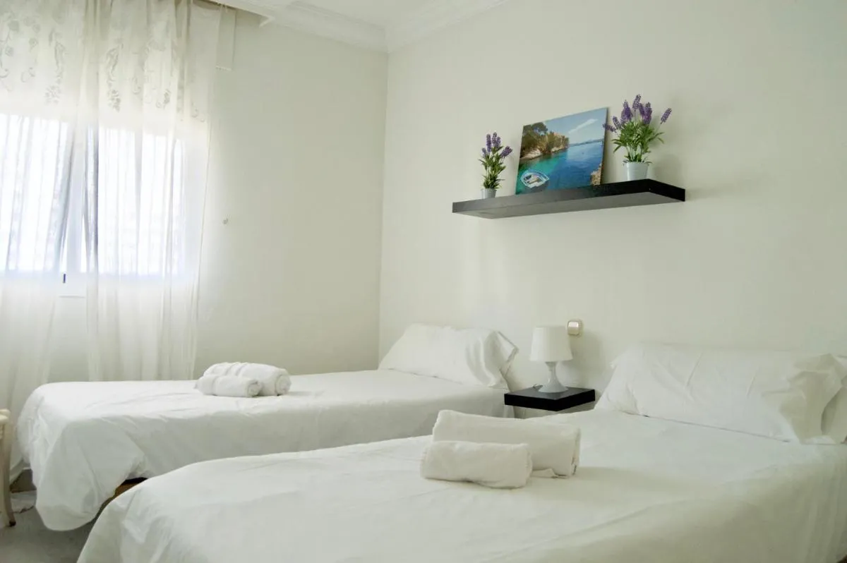 Image 3 of Center Puerto Banus -3 bedrooms
