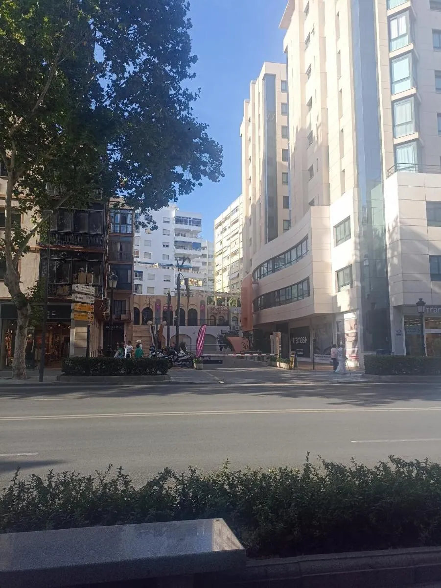 Image 3 of Centro y Playa!