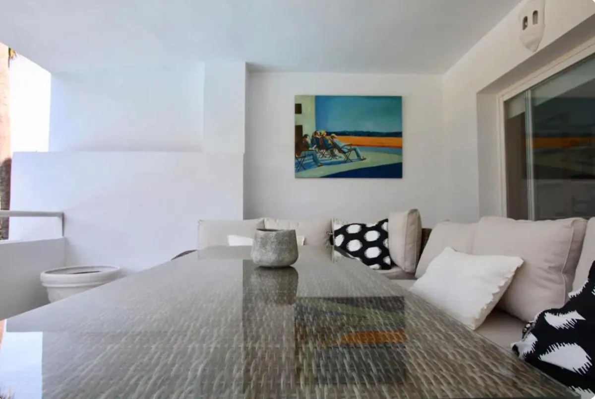 Image 5 of Charming 2 Bedroom Trocadero Arena area