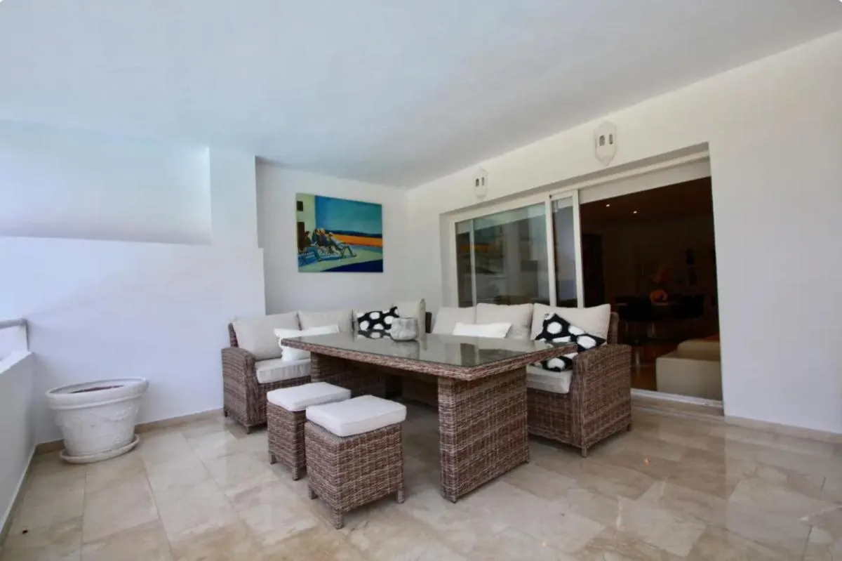 Image 6 of Charming 2 Bedroom Trocadero Arena area