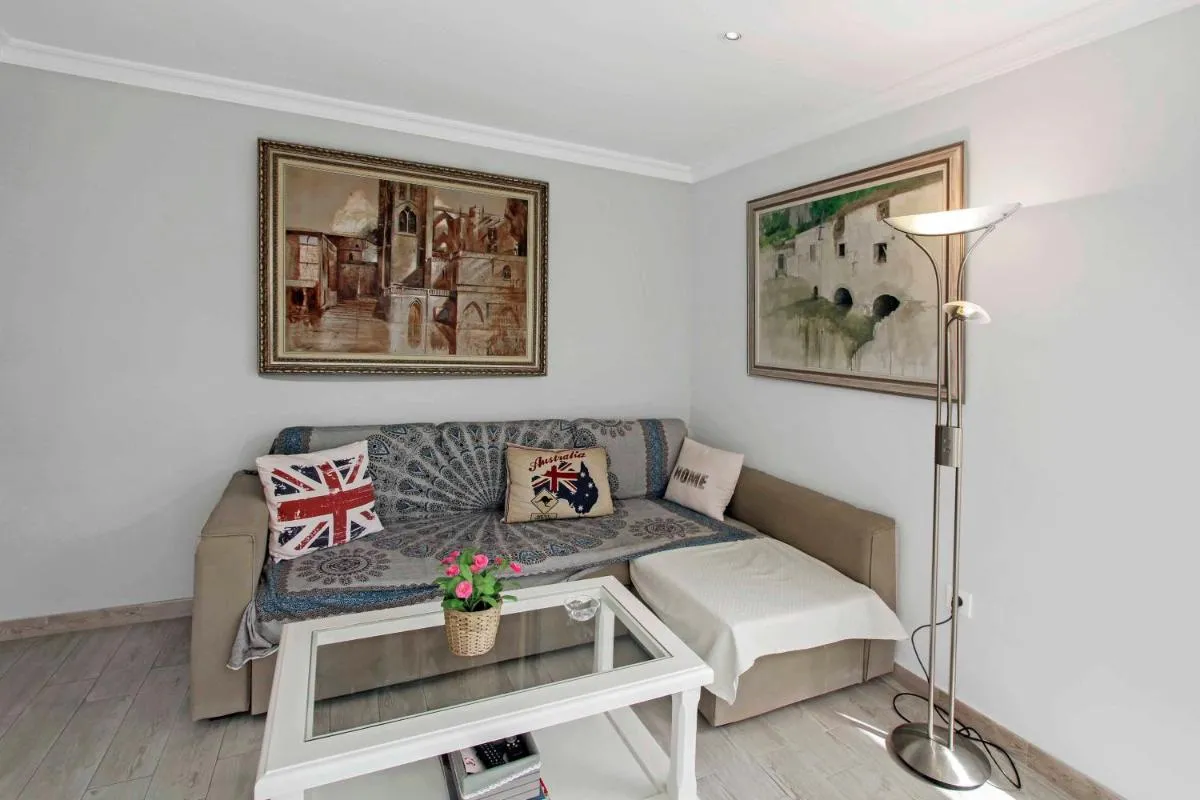 Image 4 of Charming Central Apt in Marbella