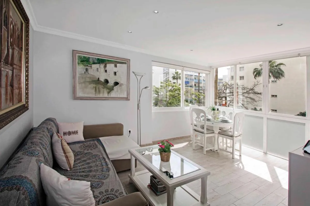 Image 3 of Charming Central Apt in Marbella