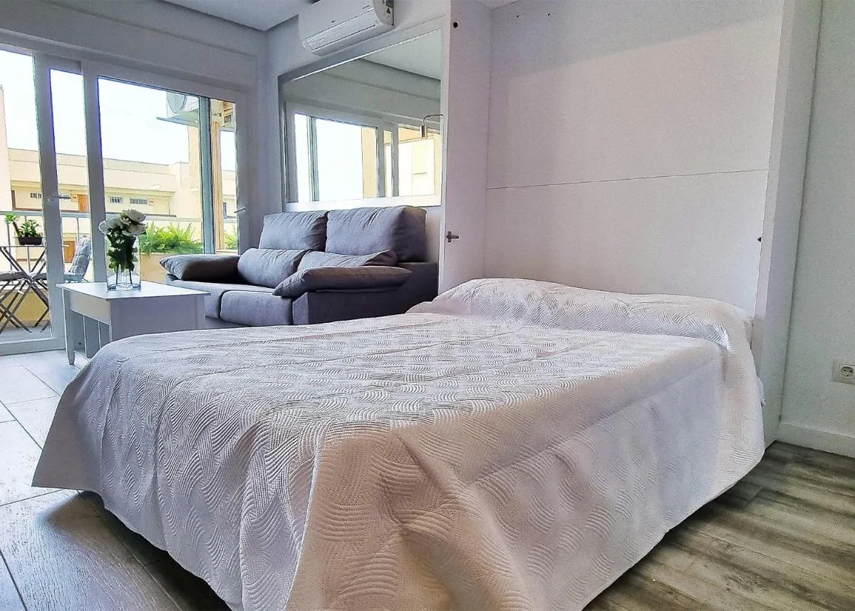 Image 6 of Cibeles 904. Moderm Studio with Sea Views in Marbella centre.