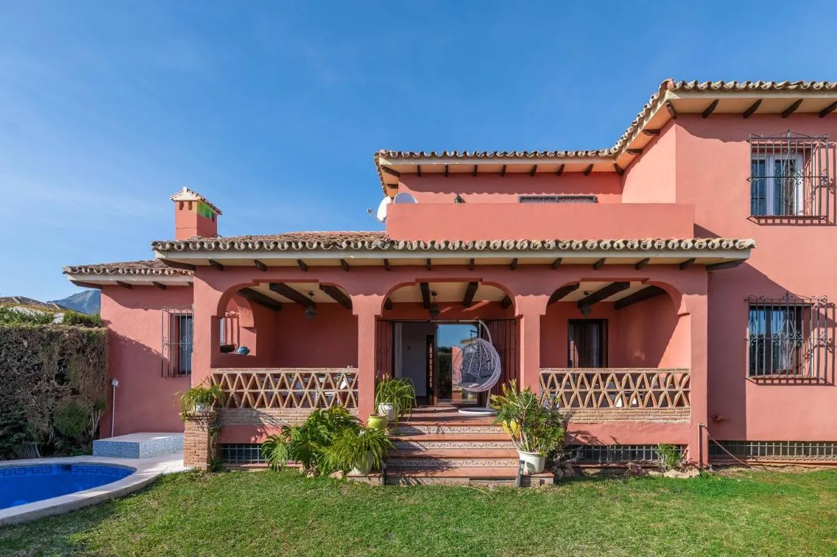 Image 1 of Classic 5 BDRM Andalucian Villa w Pool & Sea View