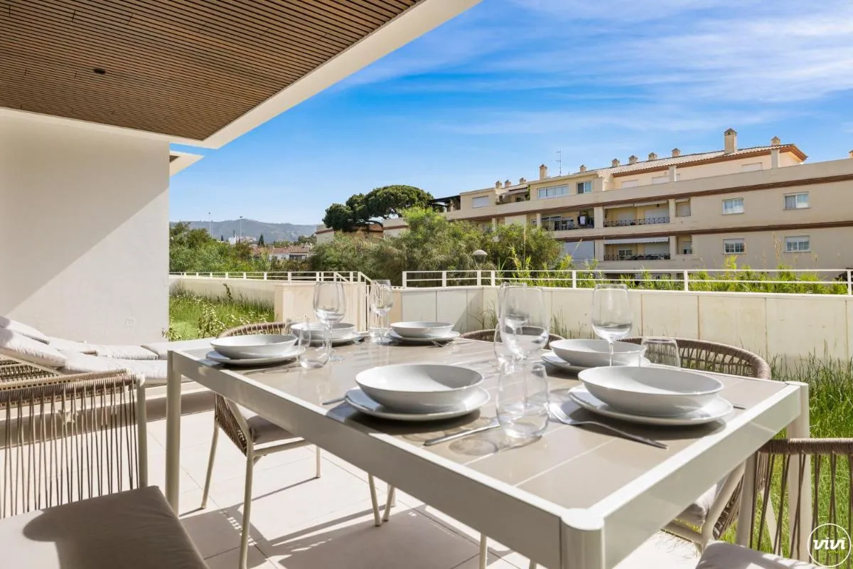 Image 2 of Cosy Beach – Pool, Gym & Beach