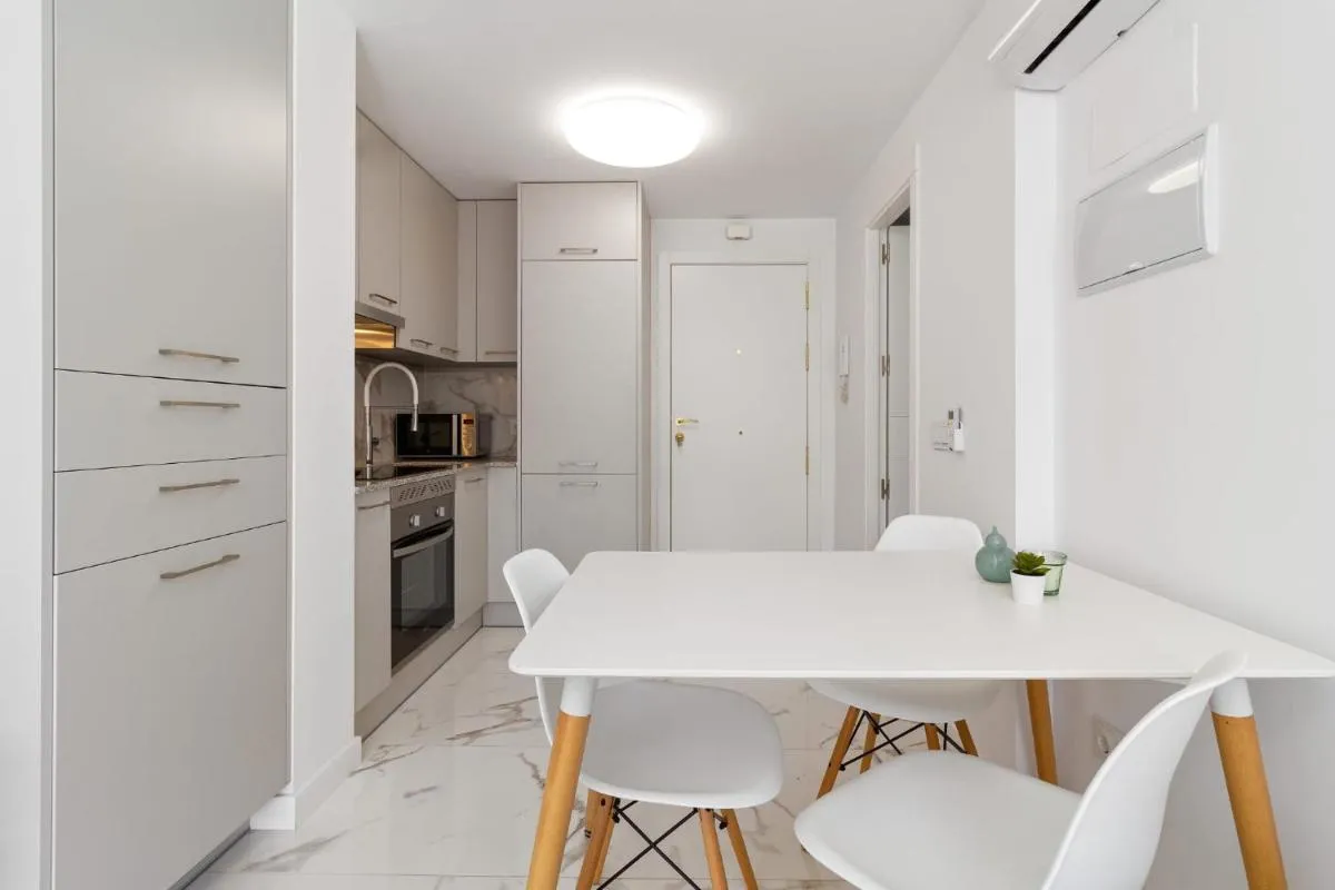 Image 6 of Cozy beach apartment
