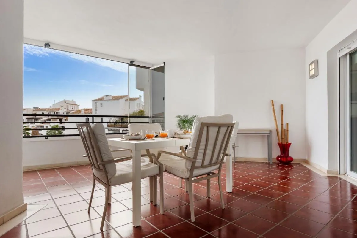 Image 4 of Cozy beach apartment at best location