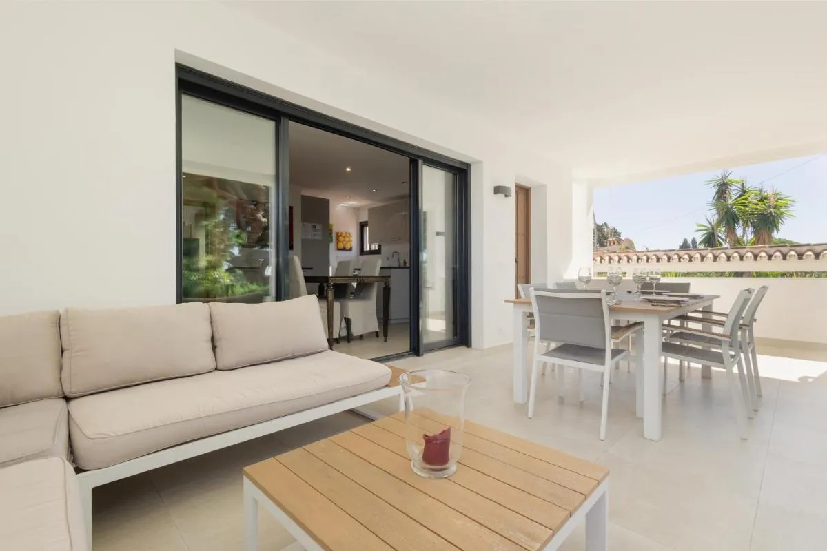 Image 4 of Cozy holiday home by the beach in Costabella, Marbella