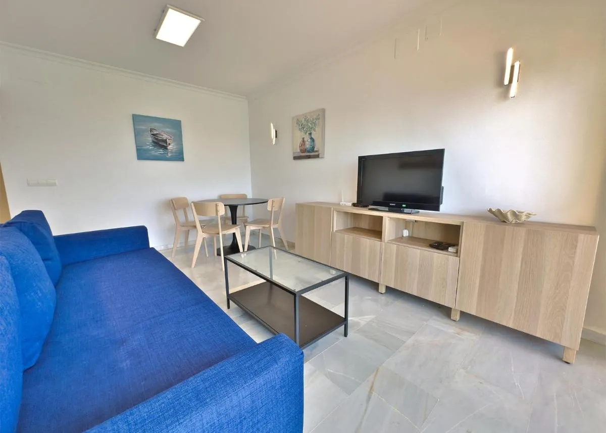 Image 3 of Diana 206. Completely Renovated Apartment on the Beachfront.