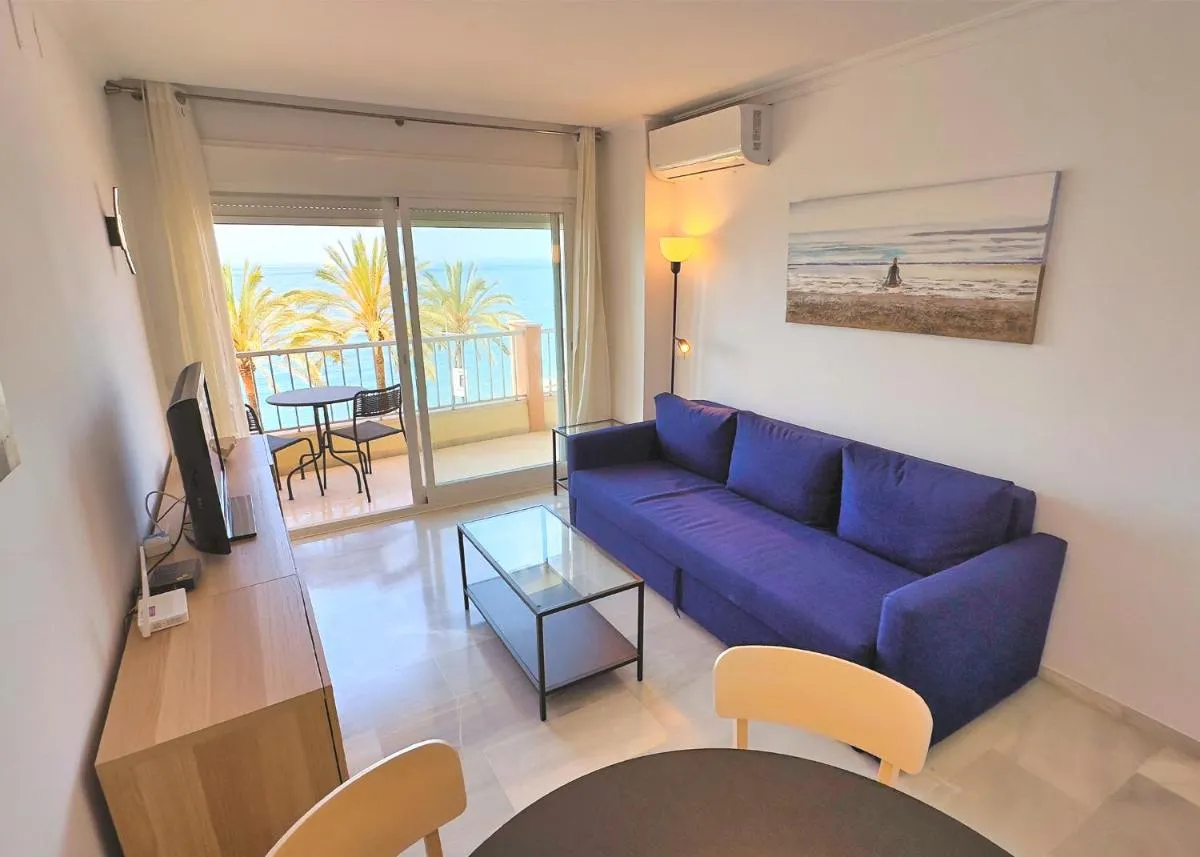 Image 5 of Diana 206. Completely Renovated Apartment on the Beachfront.