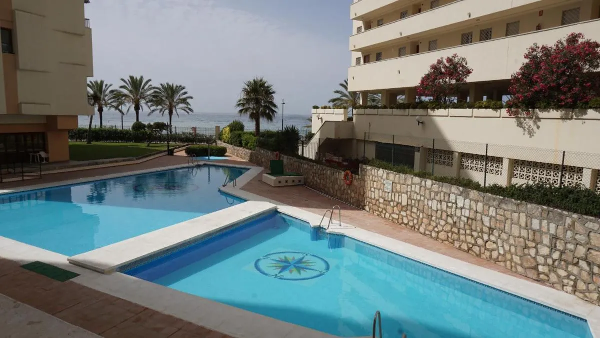 Image 1 of Diana 808 South-Facing Beachfront Studio with amazing sea views