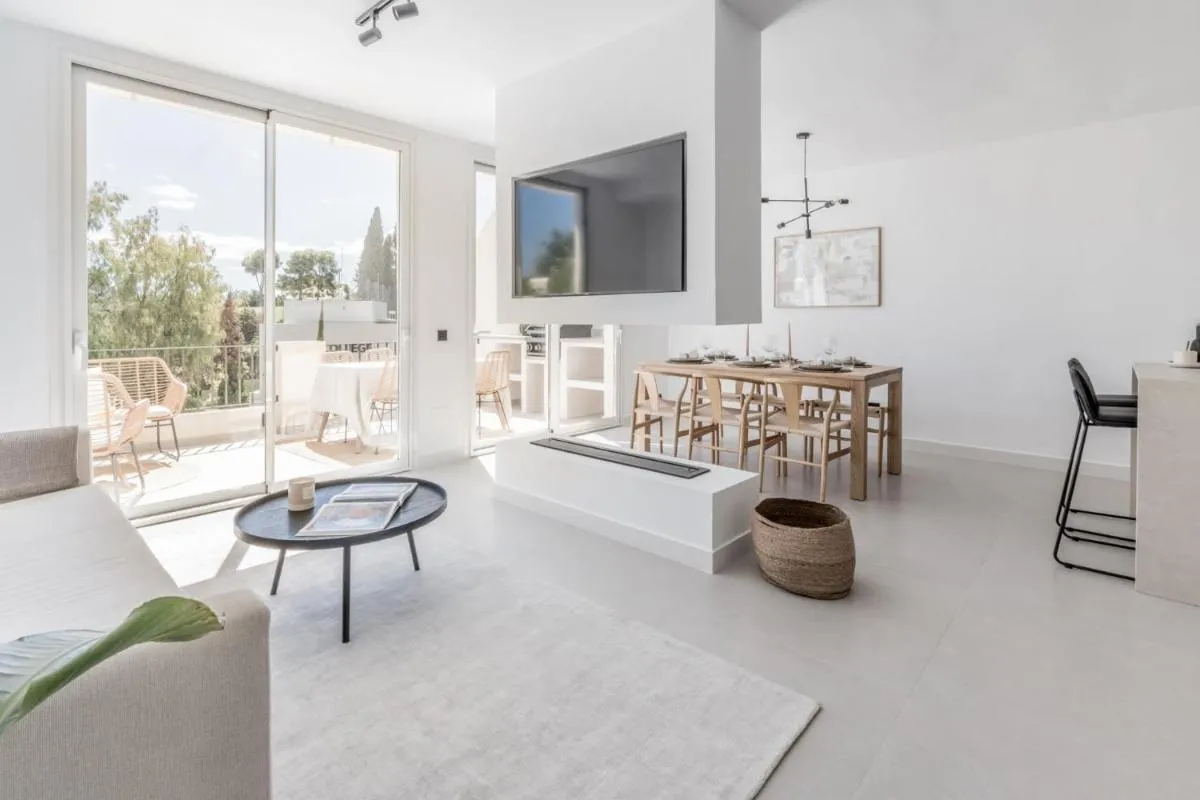Image 2 of Duplex Renovated Luxury 3BED Apartment in Aloha Marbella