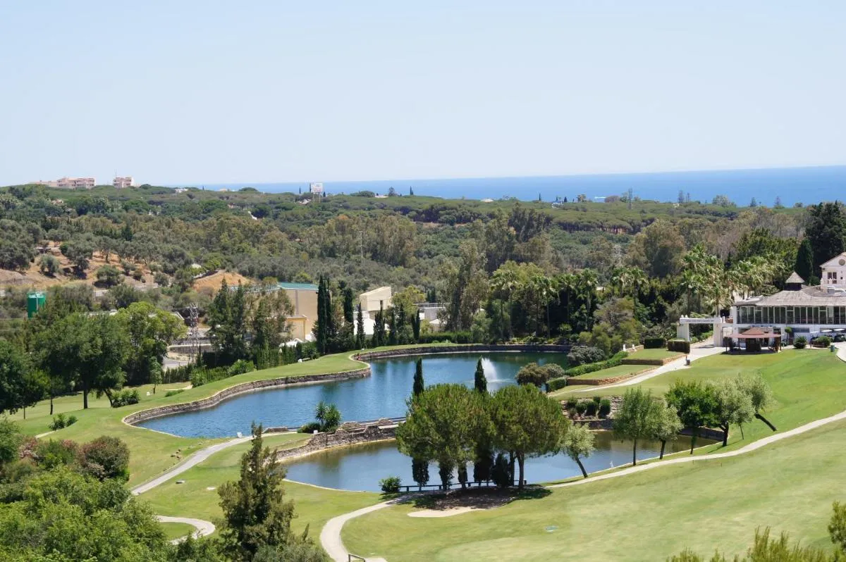 Image 1 of Elviria Apartment