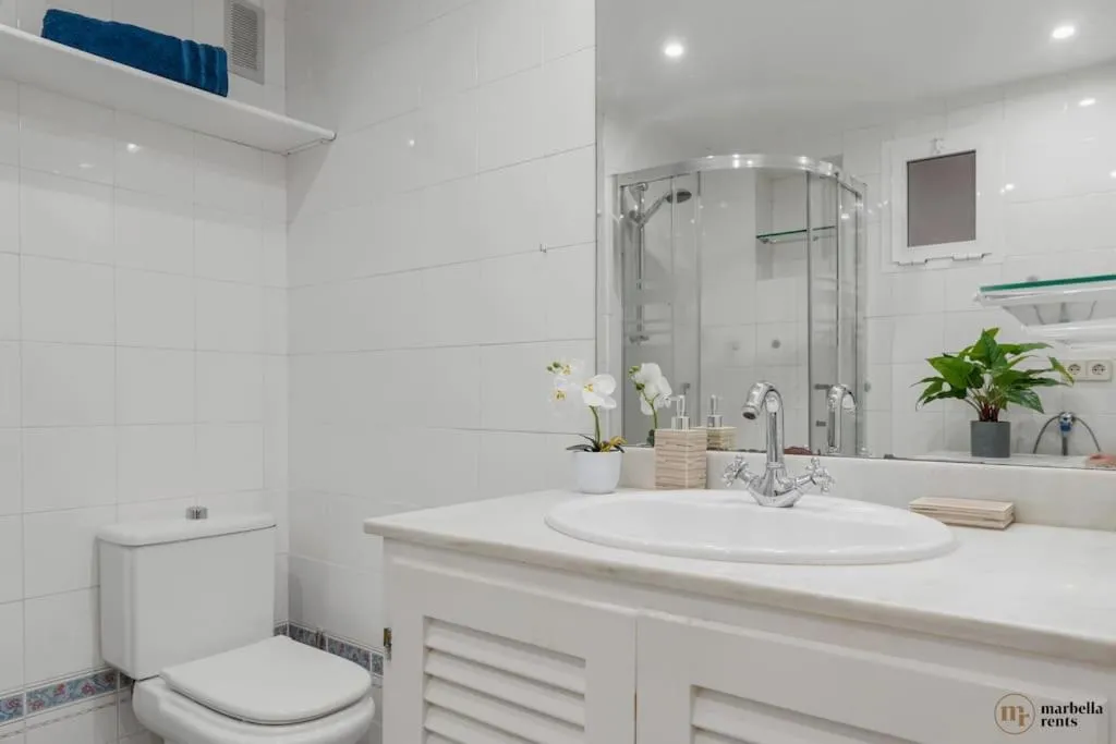 Image 3 of Elviria del Sol Ref 59