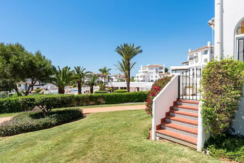 Image 4 of Elviria del Sol Ref 59