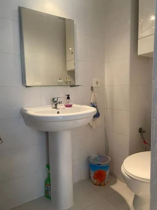 Image 4 of Encantador estudio en Marbella
