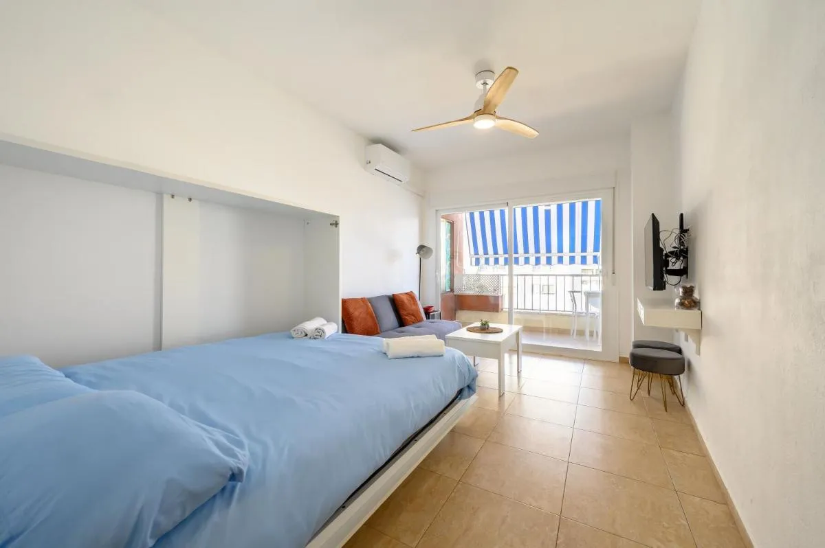 Image 4 of Estudio Alhambra Beach I