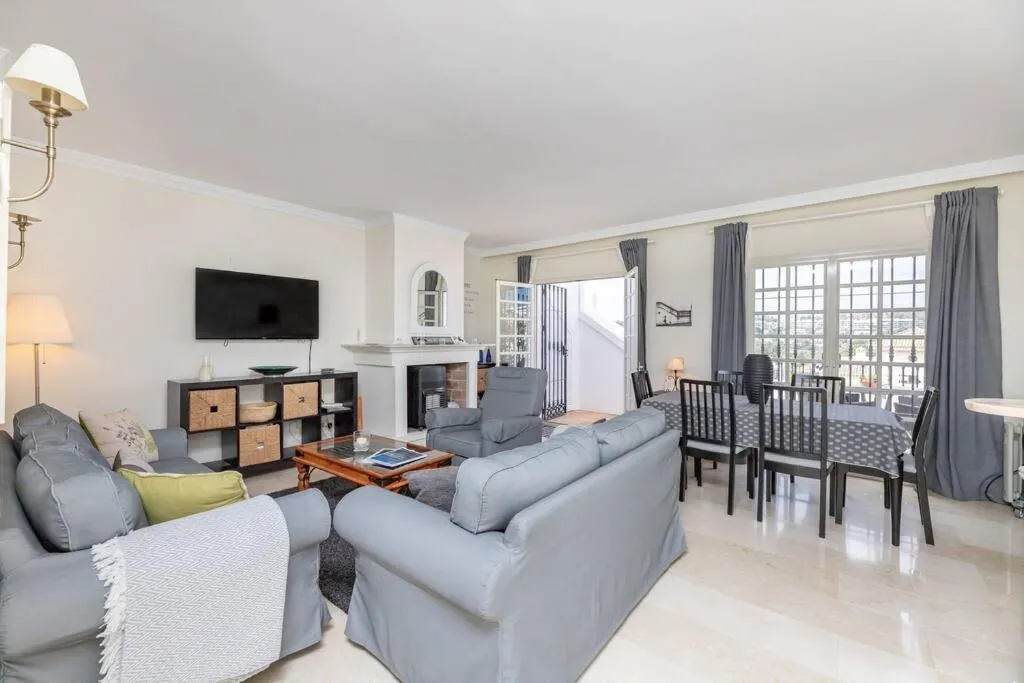 Image 6 of Fantastic rental with rooftop terrace Aloha Pueblo RDR309