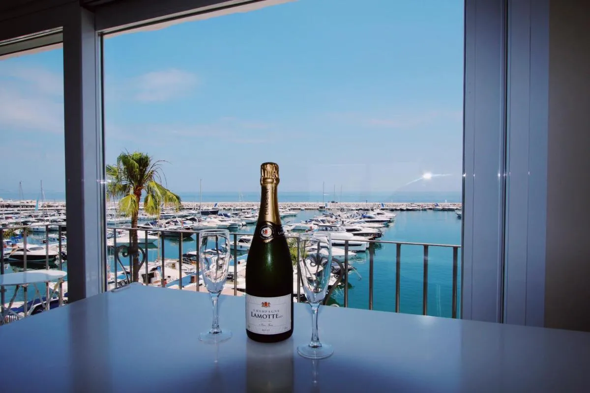 Image 1 of First Line Luxury Penthouse, Puerto Banús, Marbella