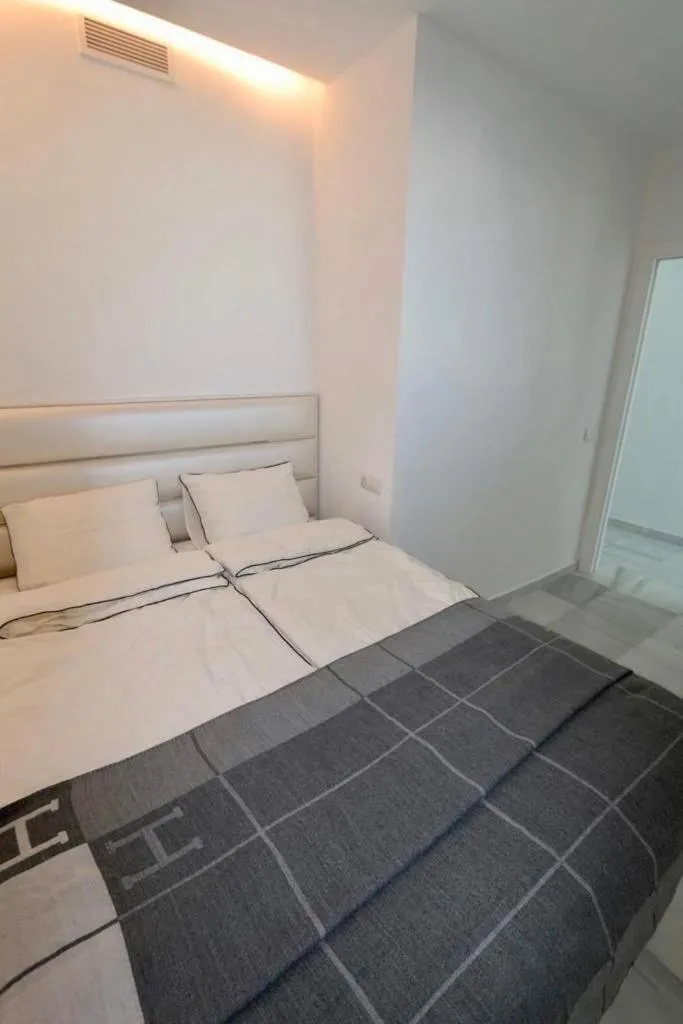 Image 6 of First Line Puerto Banus Harbour, 3 bedroom Luxury Apartment, Marbella