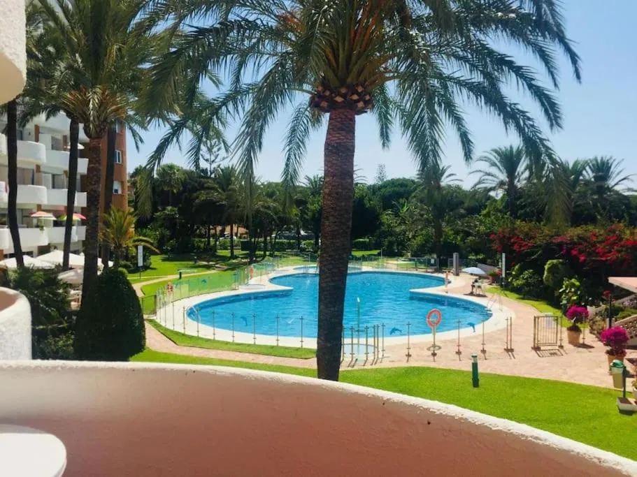 Image 1 of GOLDEN HOUR Beachfront apartment Marbella