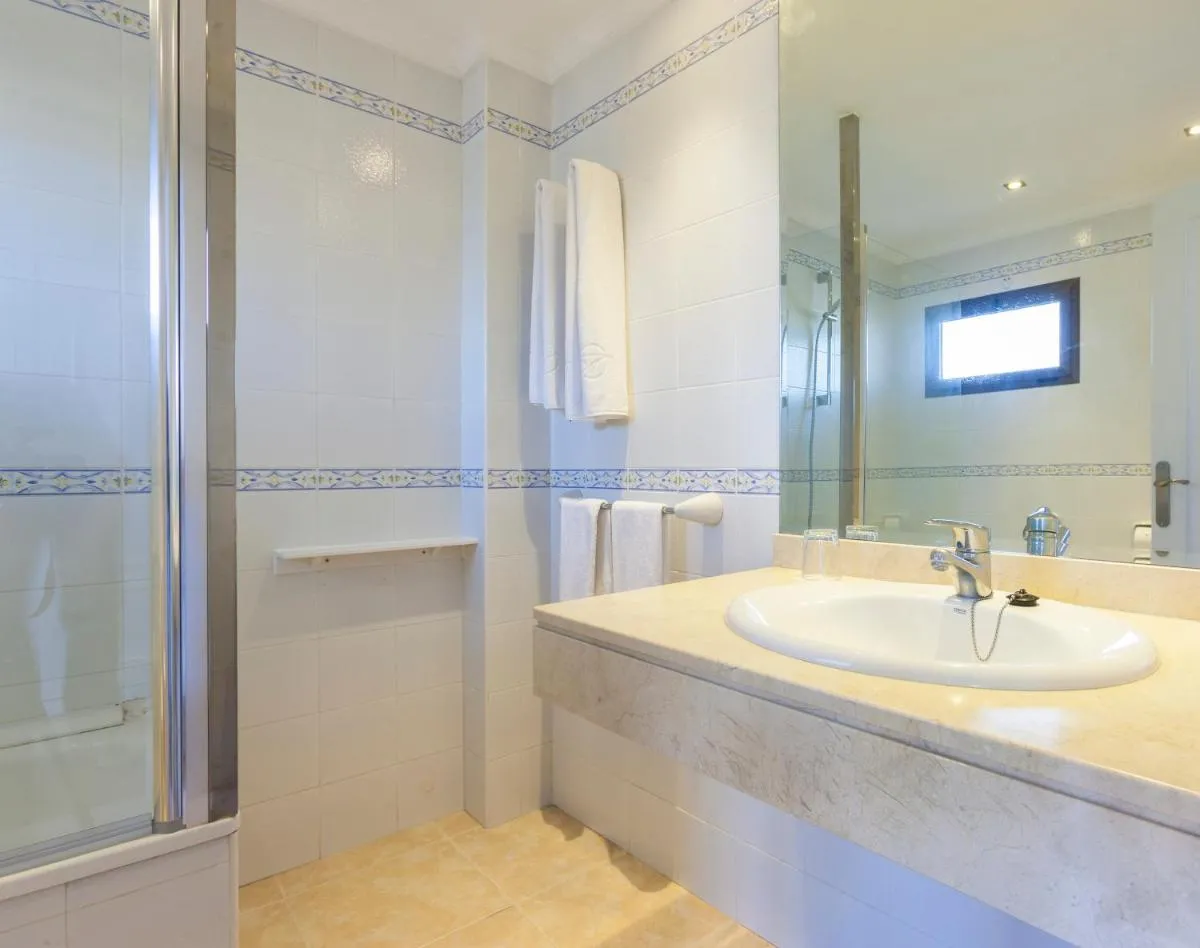 Image 1 of Globales Cortijo Blanco
