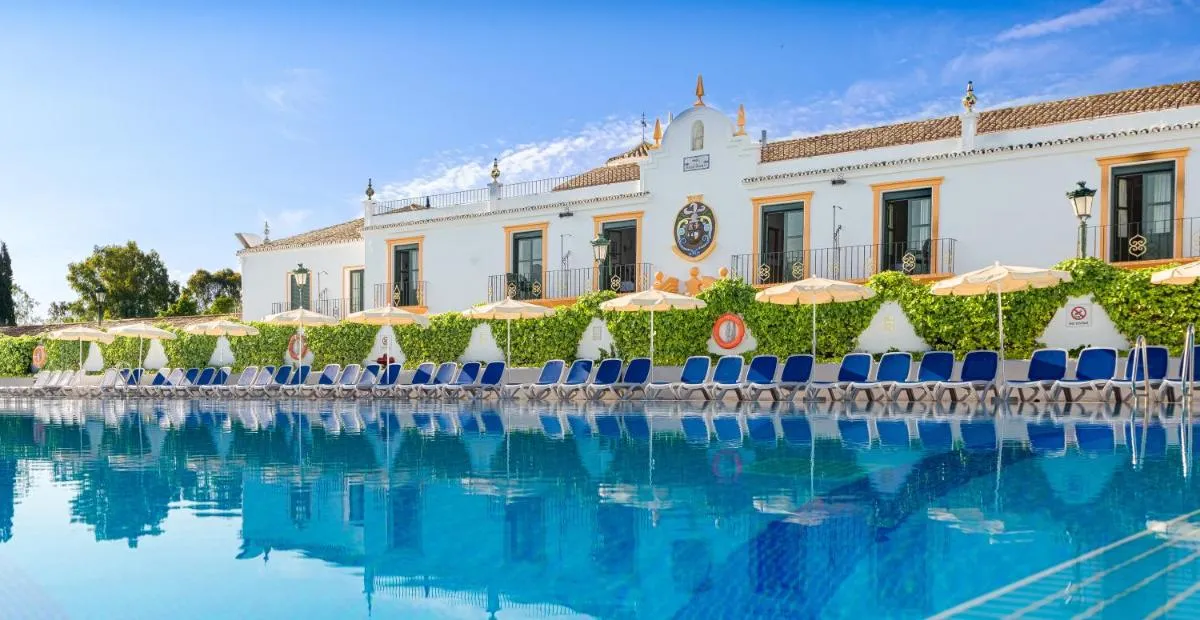 Image 1 of Globales Pueblo Andaluz